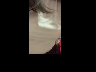 مكنتش عارفه انو راح ينيكني هيك فشخني فشخ عيطت لحد ما سمعتني الدنيا كلها وانا بتناك معاه بالخراب